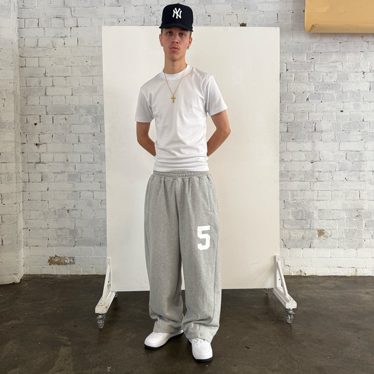 WITHME 5IVE SWEATPANTS - GREY