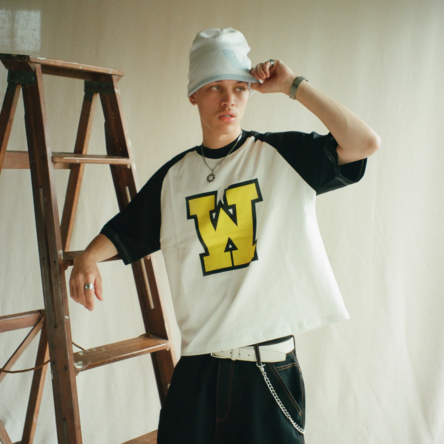 WITHME W RAGLAN T-SHIRT - FLAT WHITE