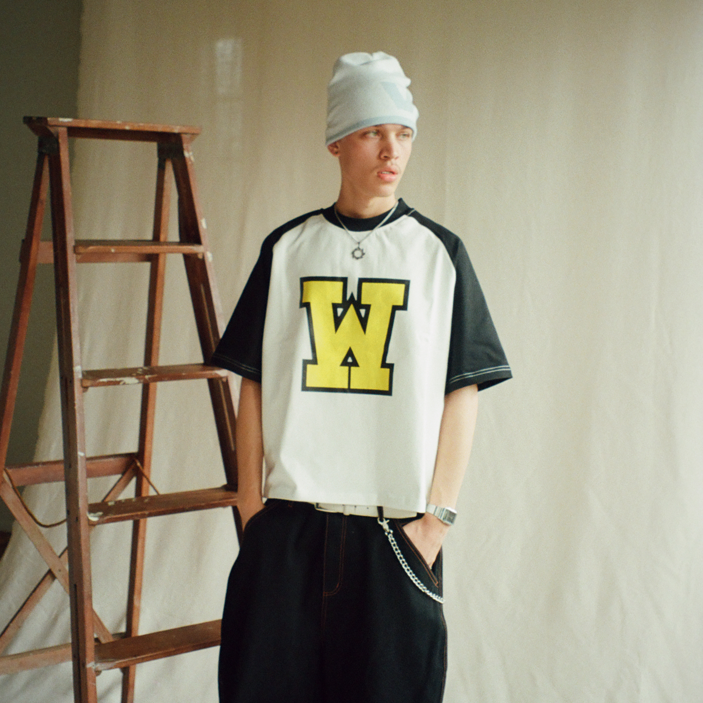 WITHME W RAGLAN T-SHIRT - FLAT WHITE
